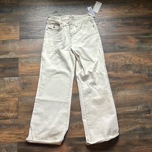 TRUE RELIGION Women’s offwhite Straight leg Mid- Rise Pants